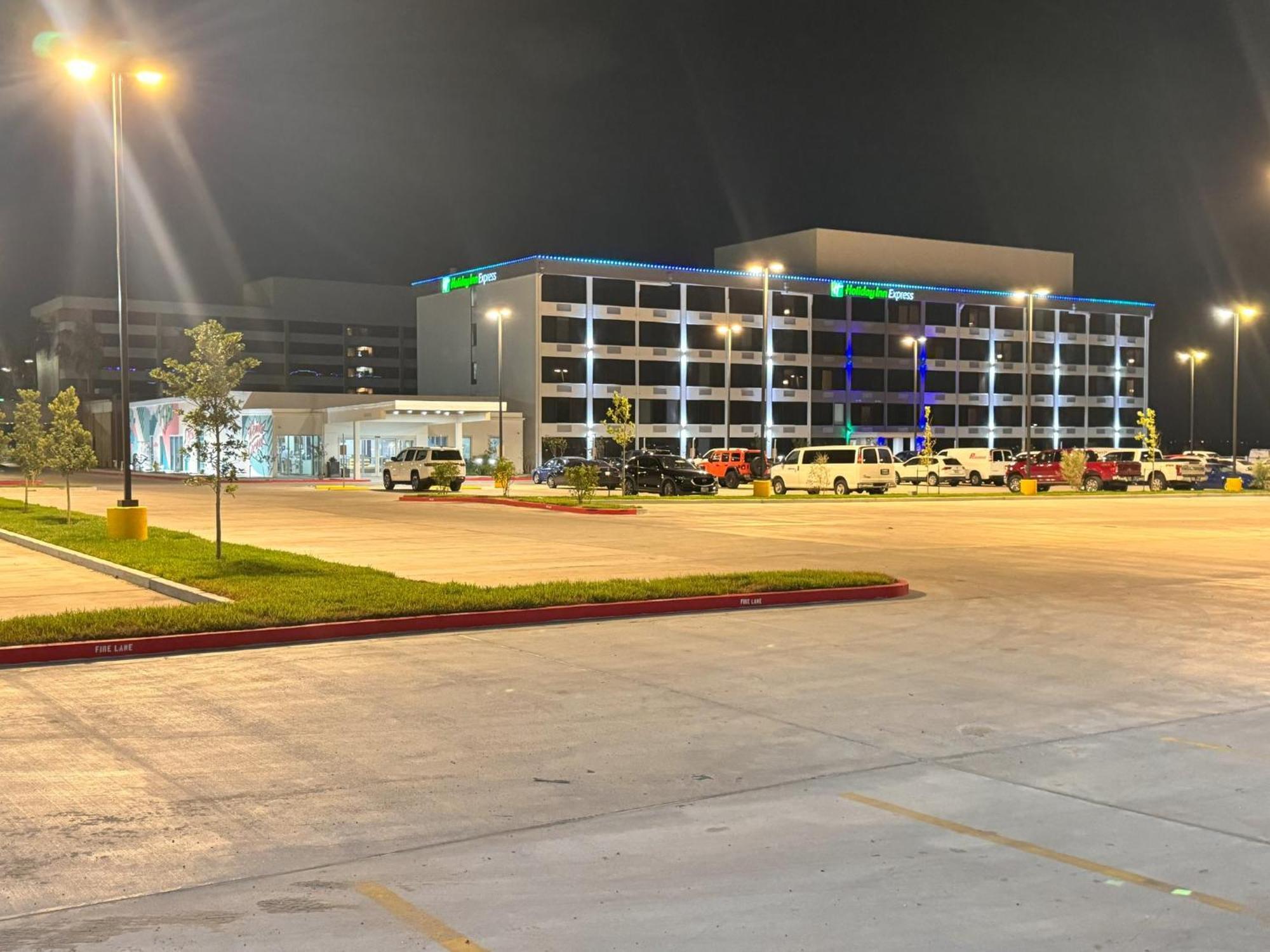 Holiday Inn Express Corpus Christi - Beachfront By Ihg Экстерьер фото